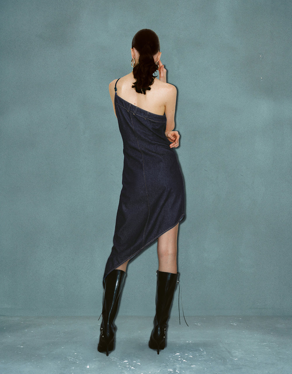 Asymmetric One Shoulder Denim Cami Dress - Image 8