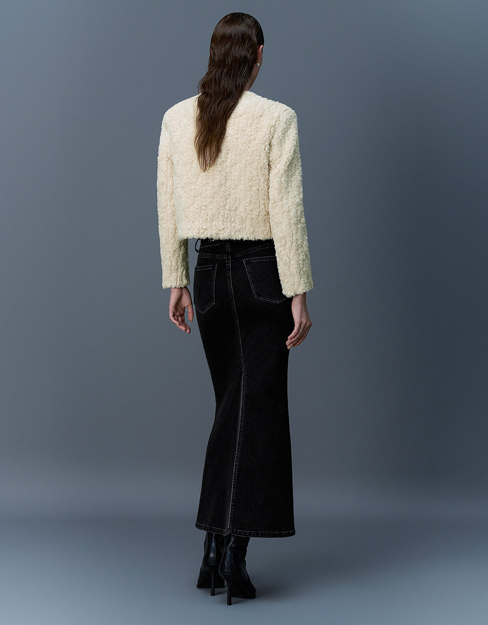 Crew Neck Furry Straight Coat - Image 4