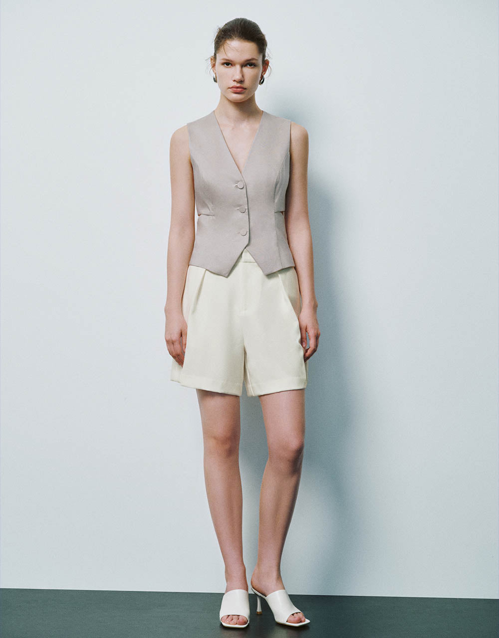 V-Neck Waistcoat - Image 8