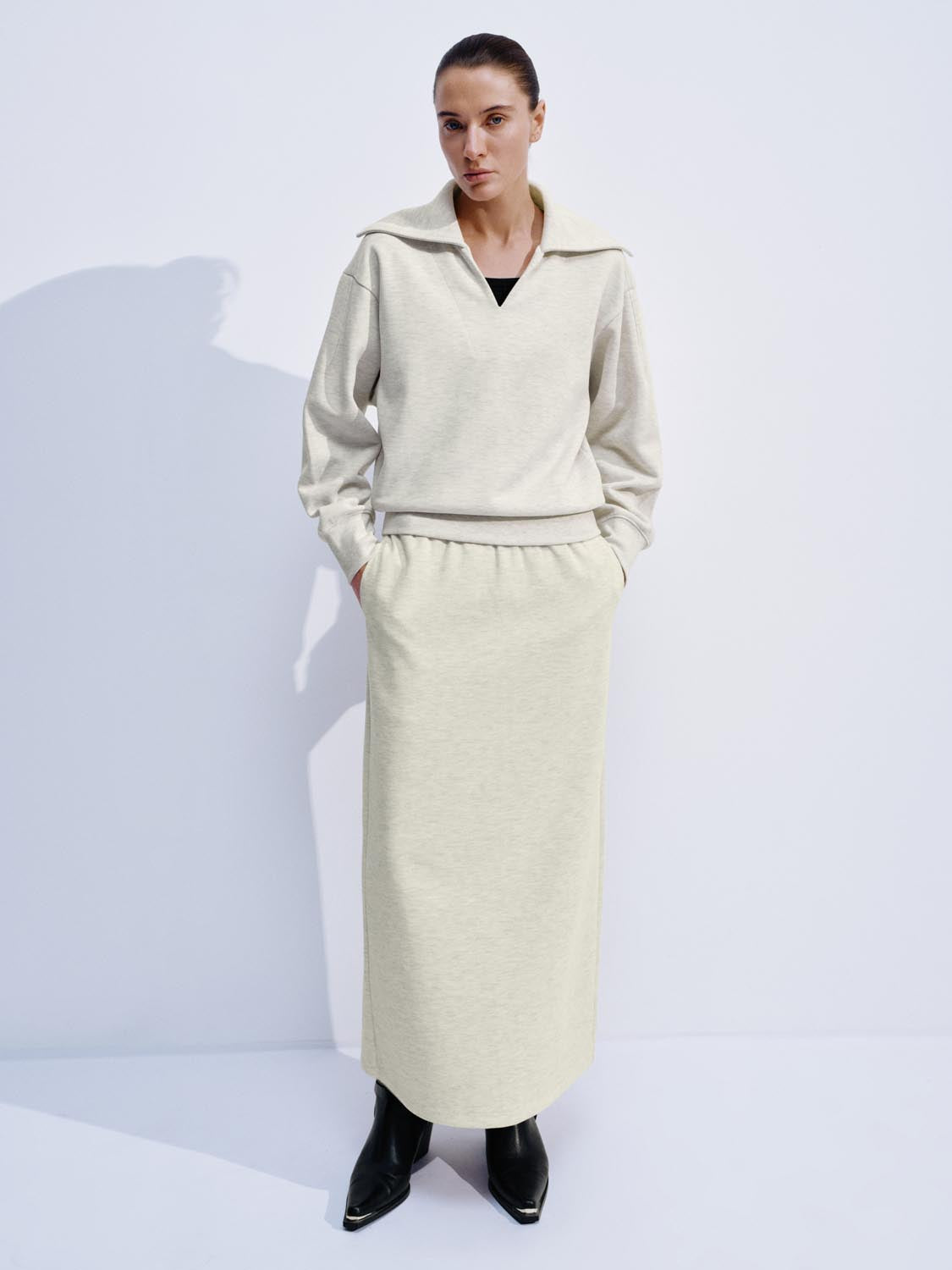 V-Neck Large Collar Sweatshirts - Image 4