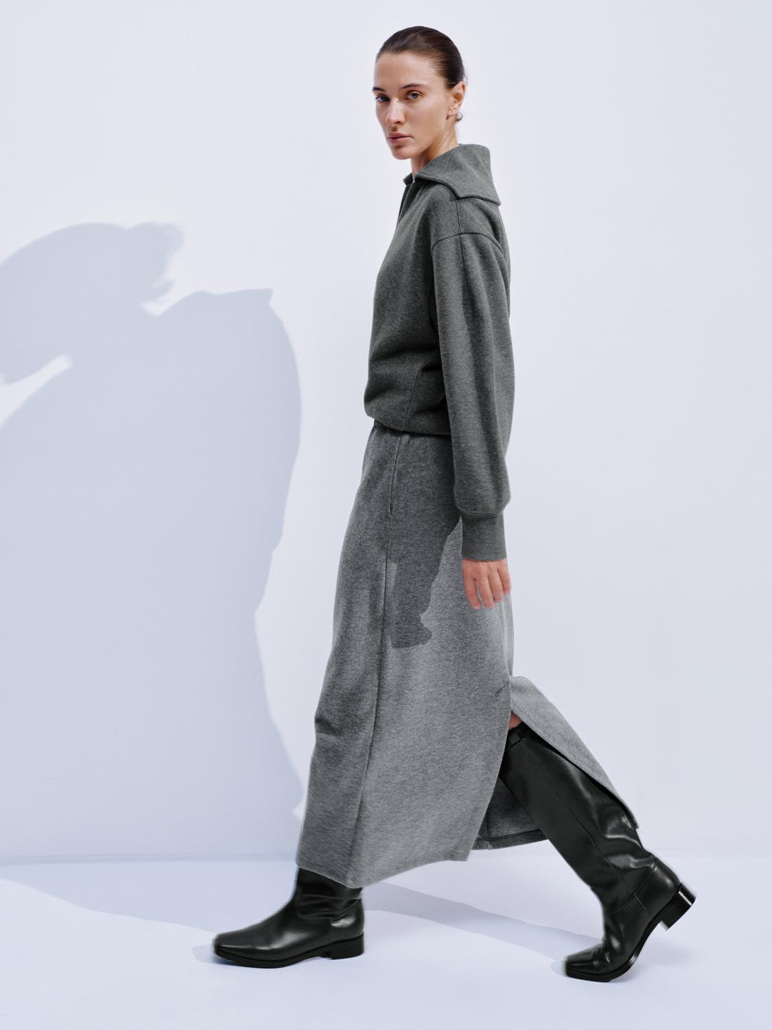 V-Neck Large Collar Sweatshirts - Image 4