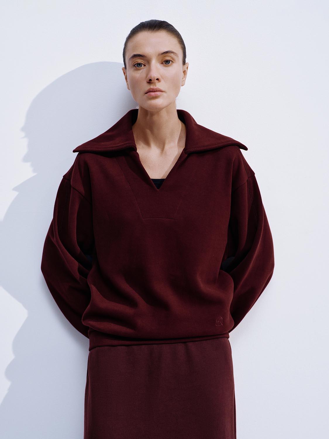 V-Neck Large Collar Sweatshirts - Image 18